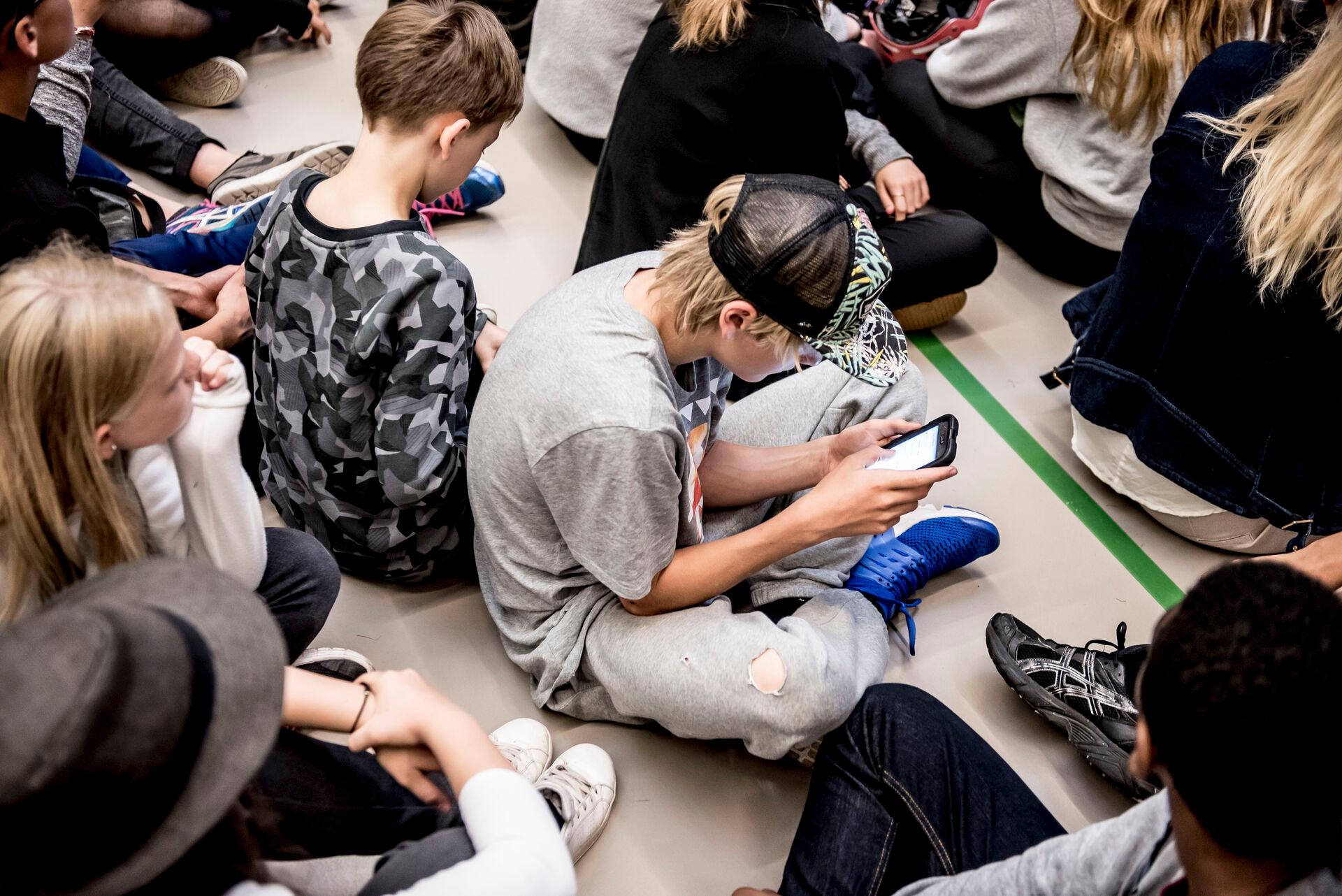 Skolemad uden forældrebetaling skal i en forsøgsordning udbredes til godt 20.000 elever i folkeskolen. 