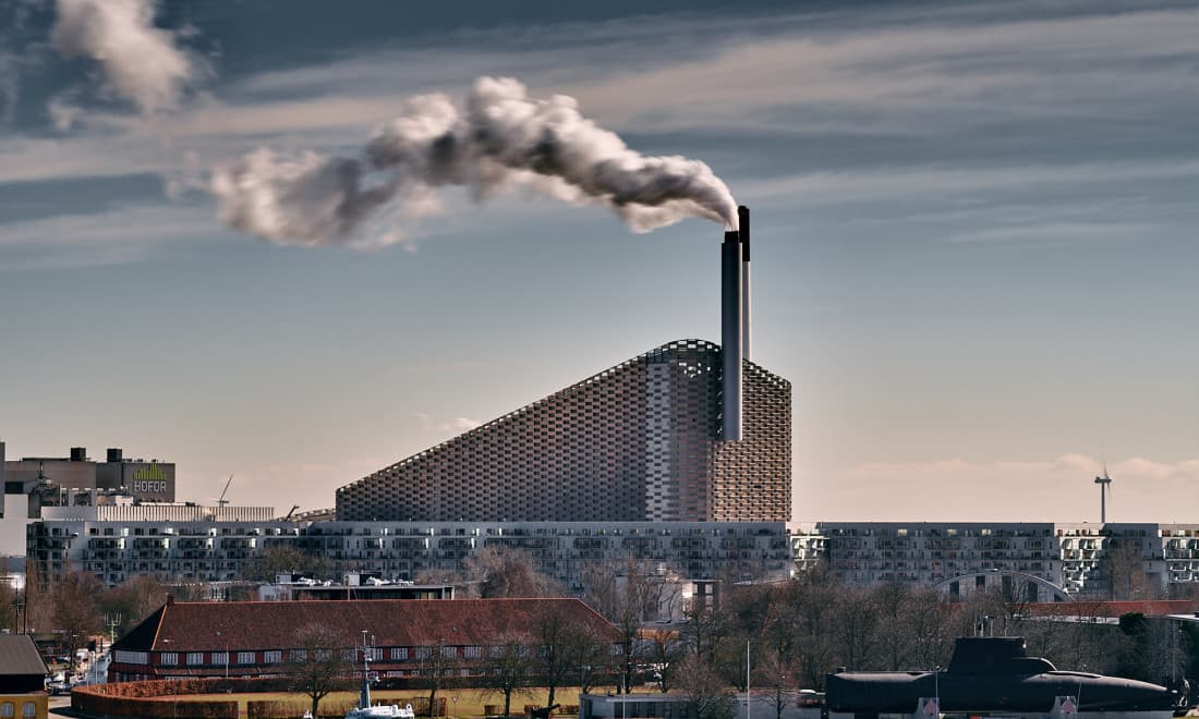 87 procent af de ulovlige aftaler er indgået i energiafdelingen, hvor den nu forhenværende topchef, Dan Fredskov, har været chef i en lang årrække.