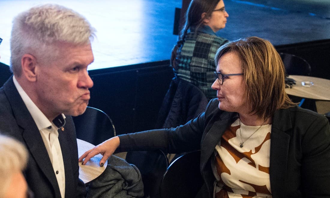 KV17-valgnatten. DF-spidskandidat Karsten Byrgesen fik halvt så mange personlige stemmer som nummer to, Susanne Eilersen, som derefter kaldte ham en fiasko. Han forlod øjeblikkeligt partiet og var løsgænger, indtil han landede hos Nye Borgerlige for en god måned siden.