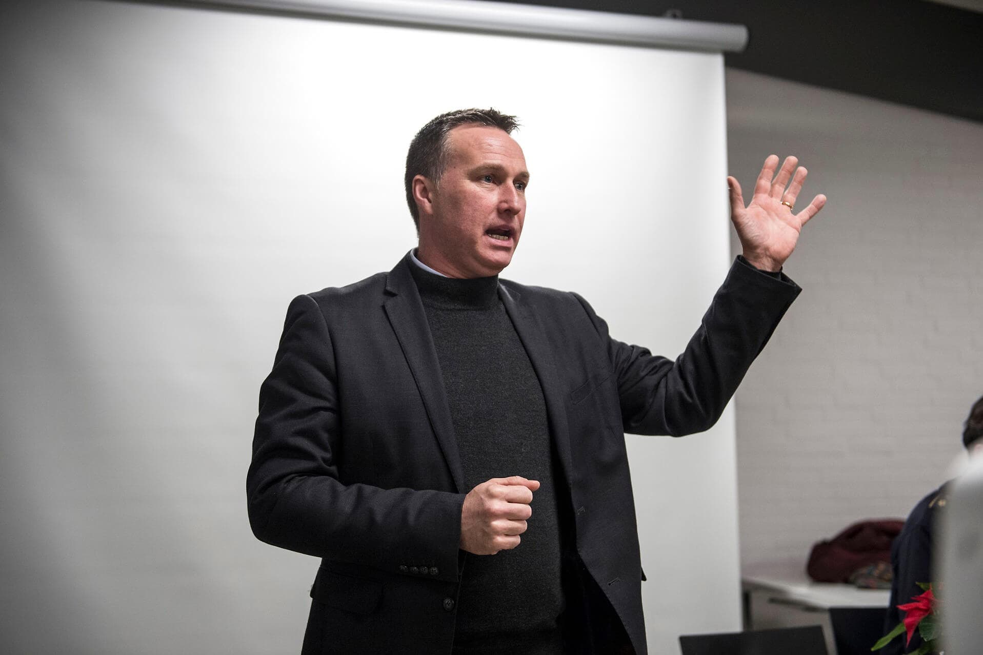 Borgmester i Næstved Kommune Carsten Rasmussen (S) mangler den respons, han normalt får, når han er ude holde oplæg forskellige steder i sin kommune.